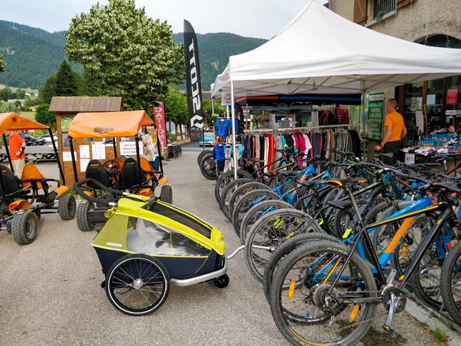 exterieur-velo-rosalie-grange-aux-ski