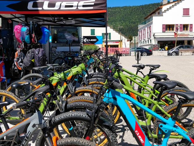 velo-grange-aux-skis